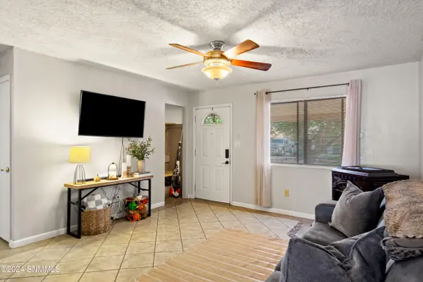 6 White Sands AVE, La Luz, NM 88337