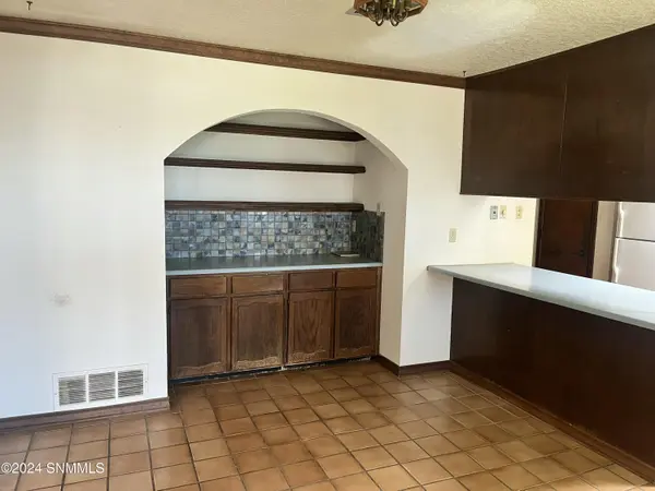 2325 Saturn Circle, Las Cruces, NM 88005