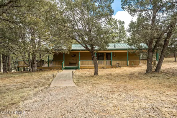 8 Sacramento CIR, Timberon, NM 88350