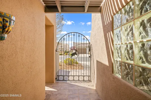2259 Sedona Hills Pkwy, Las Cruces, NM 88011