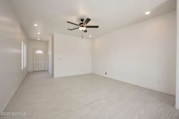 7719 San Eduardo ST, Las Cruces, NM 88012