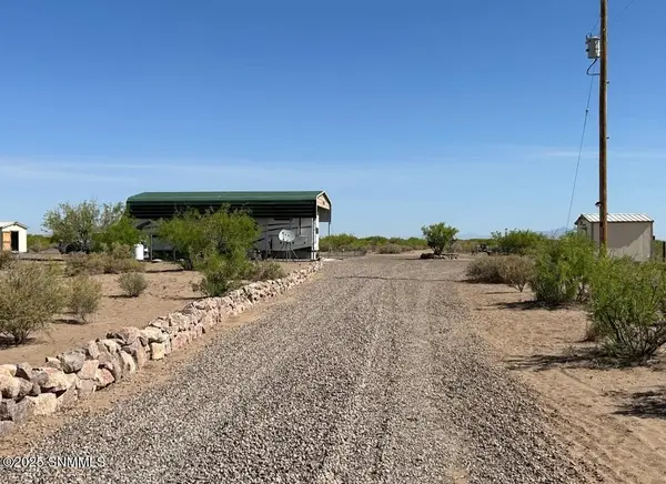 3295 New Frontiier DR, Deming, NM 88030
