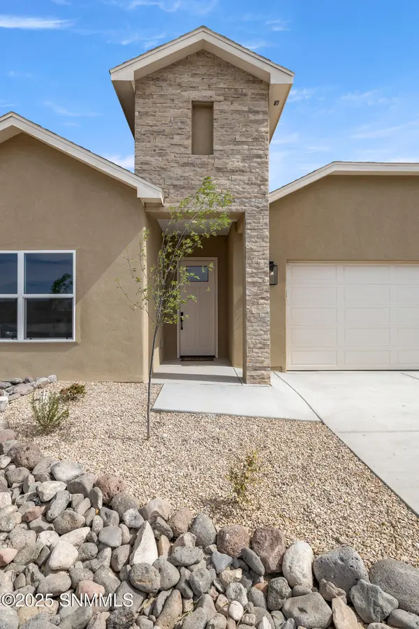 3655 Cardinal AVE, Las Cruces, NM 88012