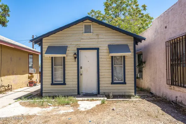 3305 Oak st, Las Cruces, NM 88005