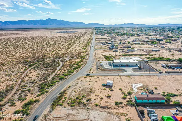 101 Jung Sun LN, Chaparral, NM 88081