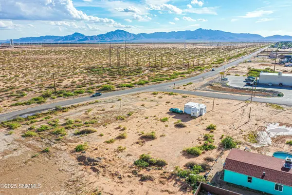 101 Jung Sun LN, Chaparral, NM 88081