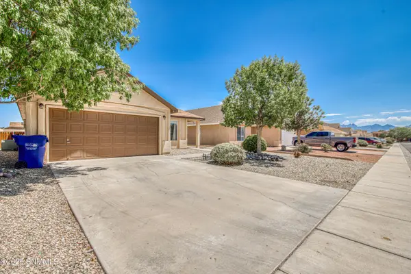 2952 Onate RD, Las Cruces, NM 88007