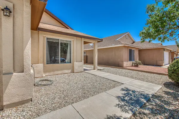 2952 Onate RD, Las Cruces, NM 88007