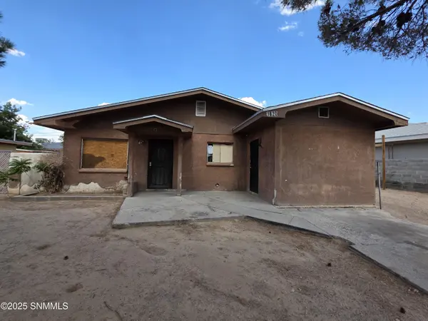 1320 Paxton ST, Las Cruces, NM 88001
