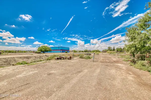 5515 Westside DR, Santa Teresa, NM 88008
