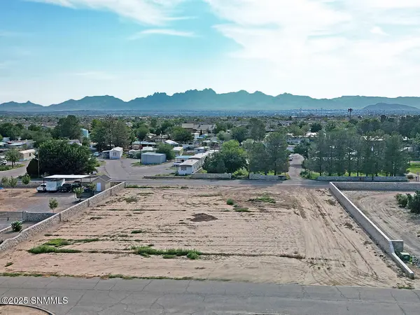 1551 Del Rio DR, Las Cruces, NM 88007