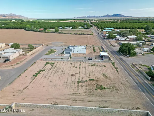 1551 Del Rio DR, Las Cruces, NM 88007
