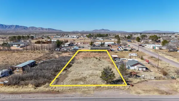 412 McCombs RD,  Chaparral,  NM 88081