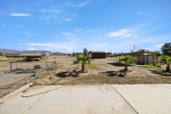 9075 Roswell St, Mesilla Park, NM 88047