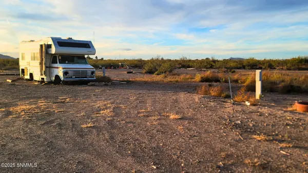 1530 SW El Bordo RD, Deming, NM 88030
