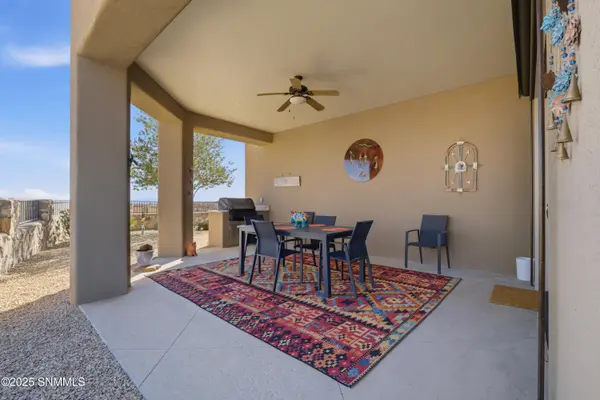 8076 Willow Bloom CIR, Las Cruces, NM 88007