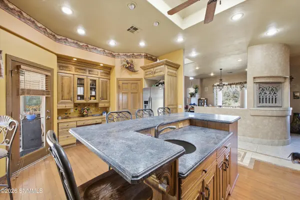 5468 Remington RD, Las Cruces, NM 88011
