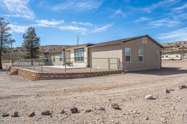 21 Tortugas RD, Williamsburg, NM 87942