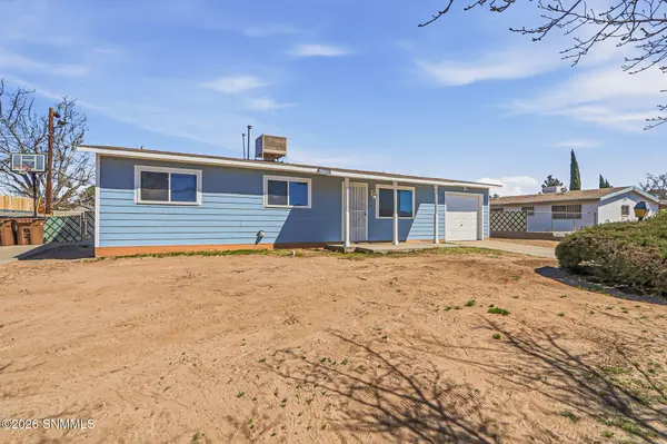 1820 Debra ST, Las Cruces, NM 88001