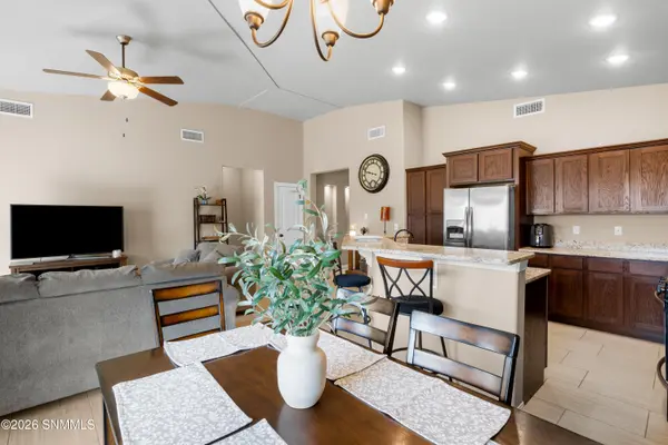 917 Bronze Hill AVE, Santa Teresa, NM 88008