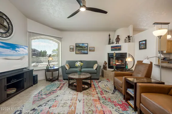 4074 Nemesh DR, Las Cruces, NM 88005