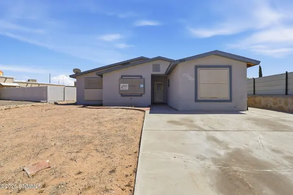 1954 Lyon PL, Las Cruces, NM 88001