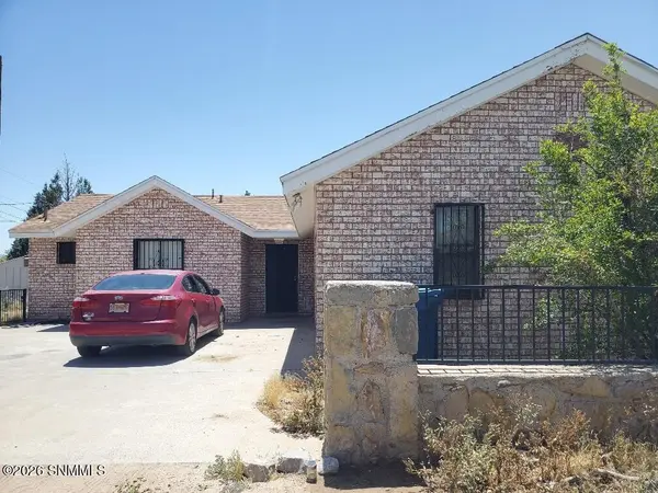 1926 Webb RD, Las Cruces, NM 88012