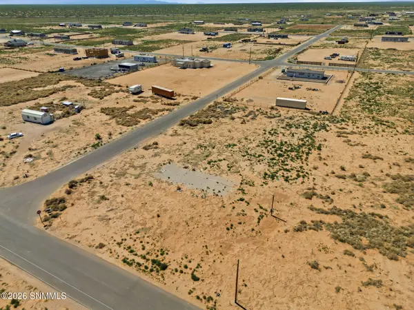 1400 Thar Desert DR, Chaparral, NM 88081