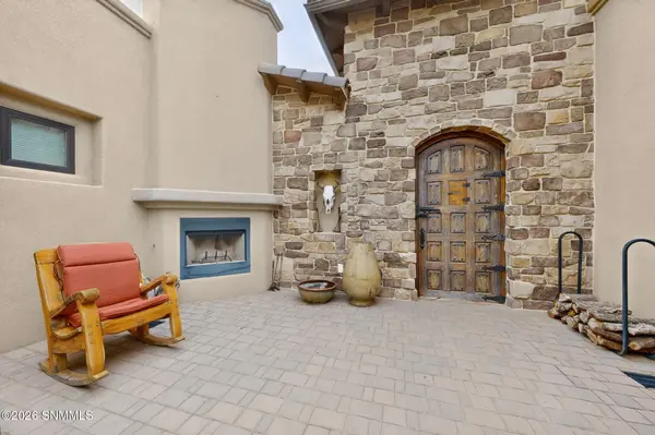 1610 Stone Ridge CT, Las Cruces, NM 88007