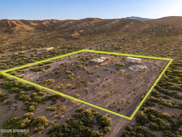 22205 N Valley DR, Radium Springs, NM 88054