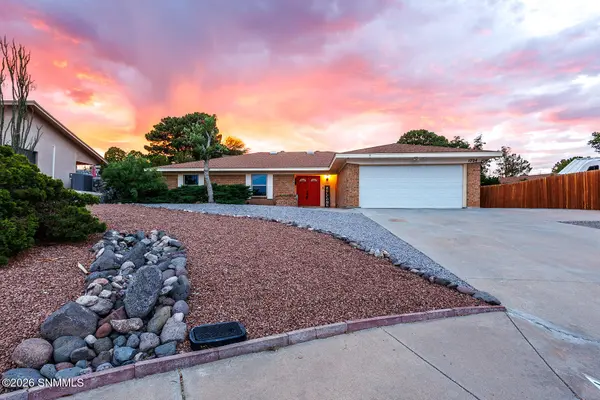 1724 Salinas DR, Las Cruces, NM 88011