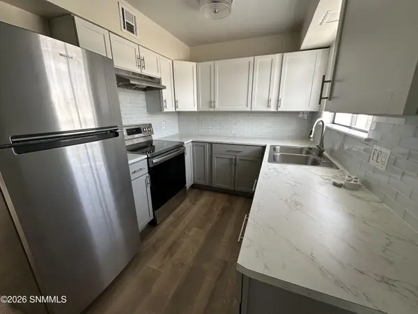 1633 Birch CT, Las Cruces, NM 88001