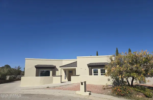 104 Chalk Mountain CT, Santa Teresa, NM 88008