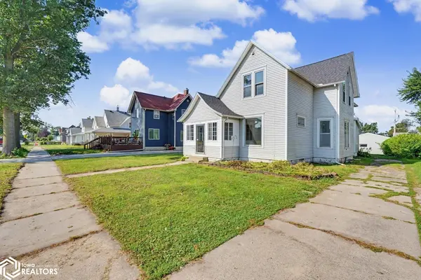 111 S 9Th ST, Marshalltown, IA 50158