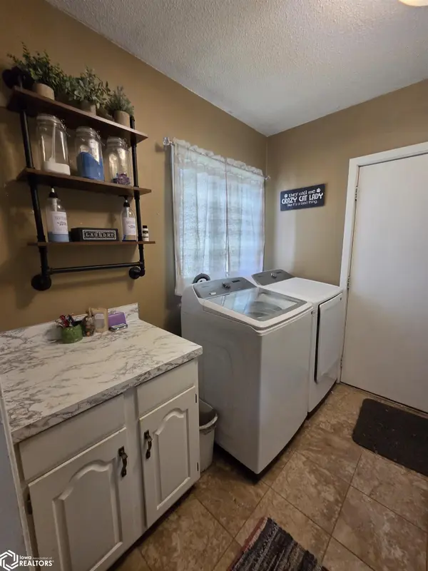420 N Heckart, Algona, IA 50511