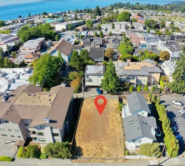527 Maple ST, Edmonds, WA 98020