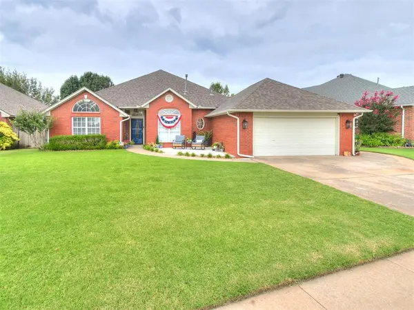 804 Fairway DR, Norman, OK 73069