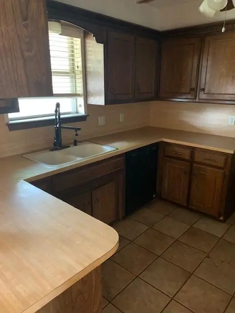 1113 NW Tyler AVE, Piedmont, OK 73078