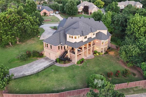 3325 Winding Creek CIR, Edmond, OK 73034