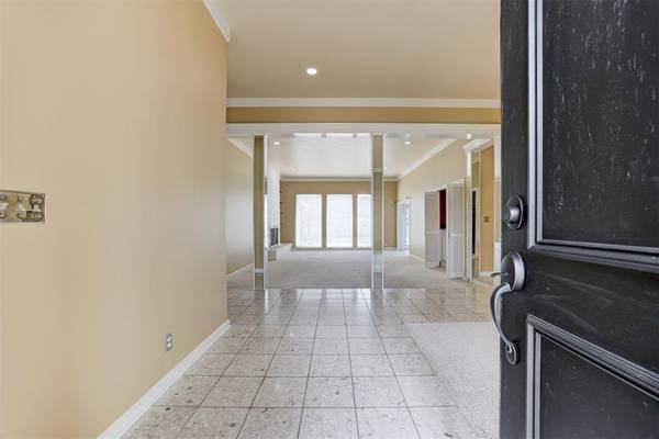 12500 Arrowhead TER, Oklahoma City, OK 73120
