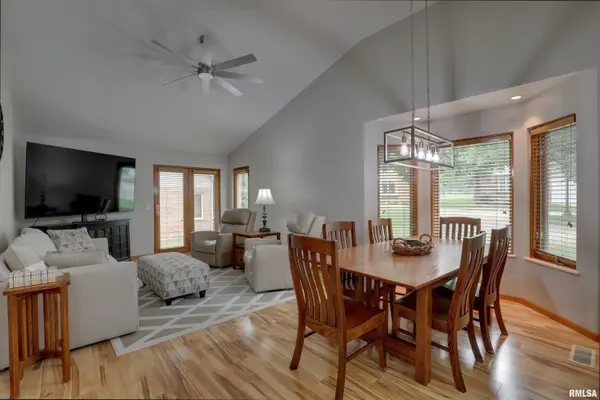 3508 Courts of Westview, Quincy, IL 62301