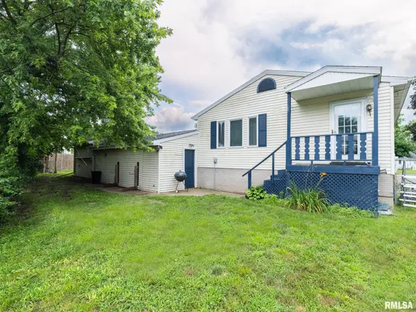 5 GALVIN CT, Pekin, IL 61554