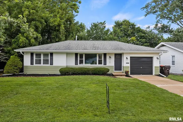 2709 W HUNTINGTON DR, Peoria, IL 61614