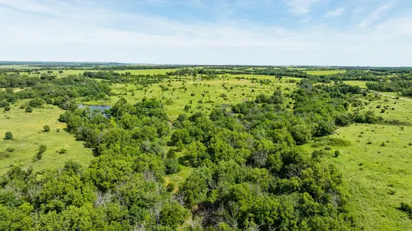 1768 Road 11, Howard, KS 67349