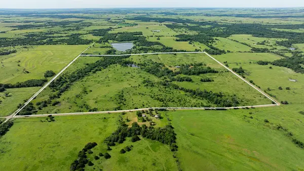 1768 Road 11, Howard, KS 67349