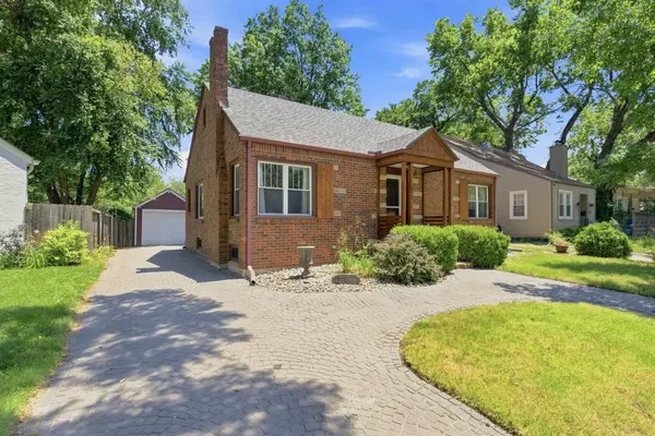 1456 N Woodrow Ct, Wichita, KS 67203