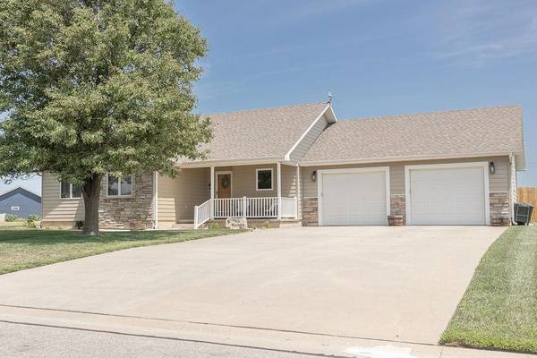 810 Robin Street, Minneapolis, KS 67467