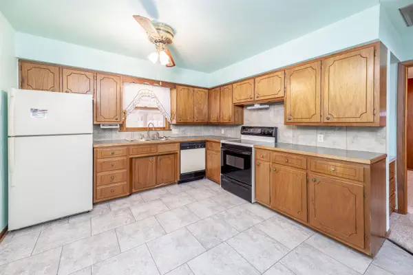 241 S Howard, Howard, KS 67349