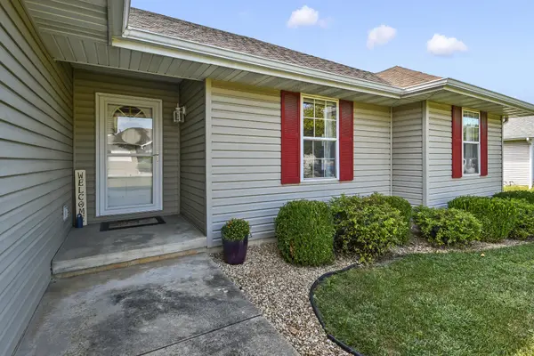 5003 N 13th ST, Ozark, MO 65721