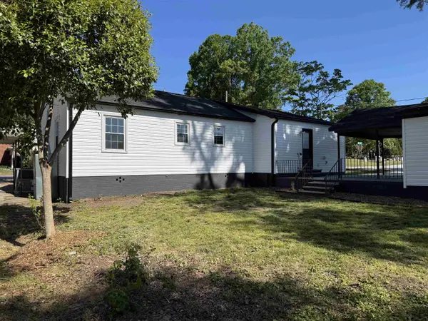 401 Thompson ST, Gaffney, SC 29340-3758